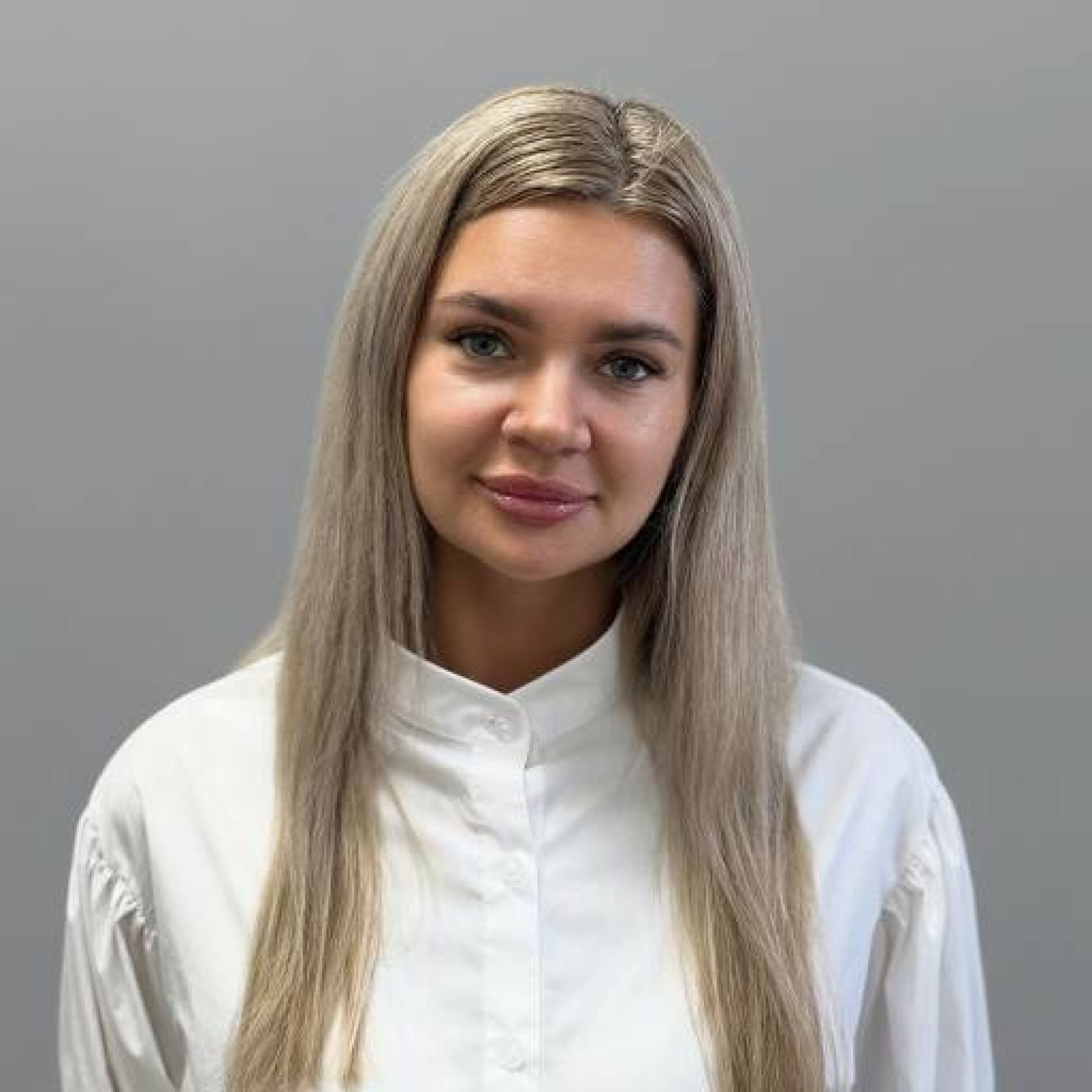 Думикян Анна Евгеньевна